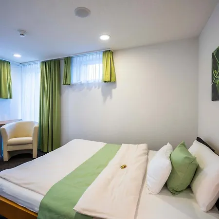 Hotel Ochsen Rapperswil/be *