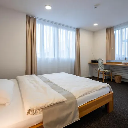 Hotel Ochsen Rapperswil/be